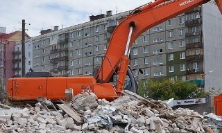 Вывоз строительного мусора с участка в Ялуторовске недорого от 1546 руб. | 2Землекопа-Лтр
