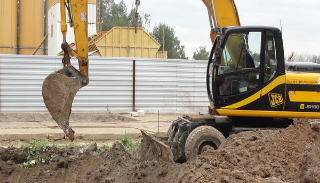 Выкопать яму экскаватором в Ялуторовске от 928 руб. - 2Землекопа-Лтр